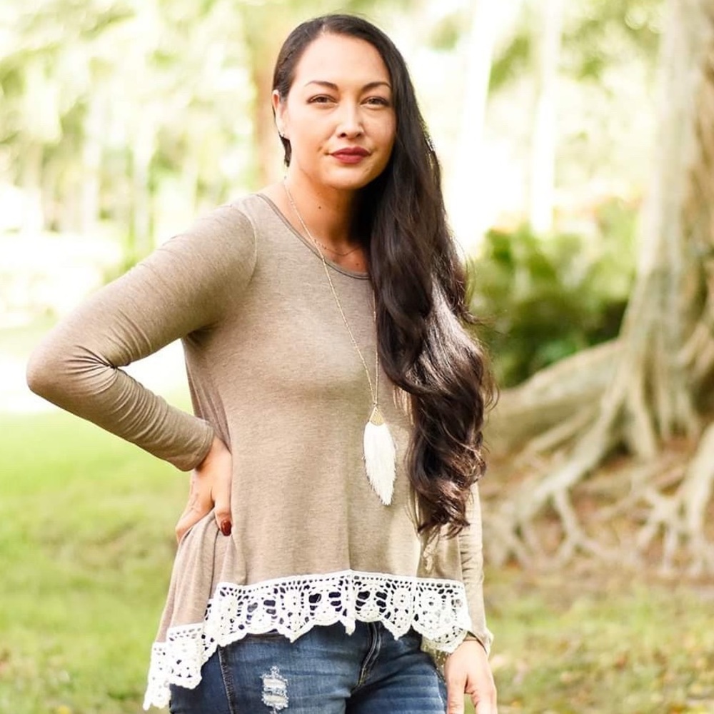 Gold & Ivory Tassel Necklace - Picture 2 of 5
